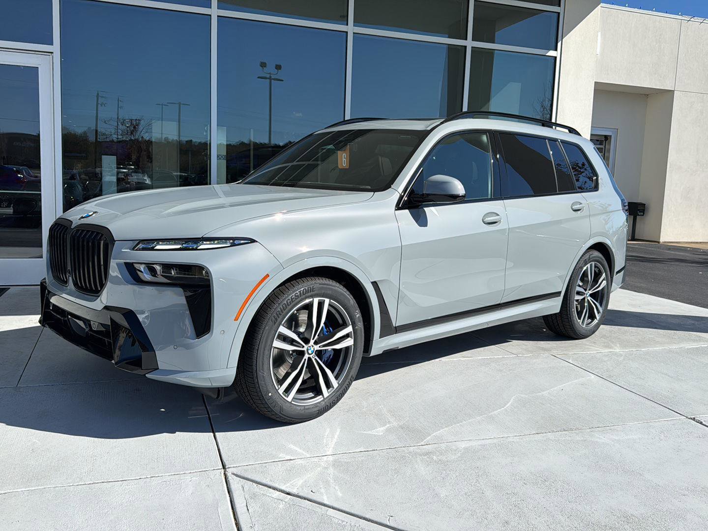 New 2026 BMW X7 xDrive40i w/ Executive Package image 2
