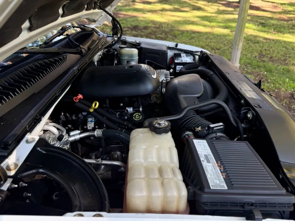 Used 2002 Chevrolet Silverado 1500 2WD Regular Cab image 26