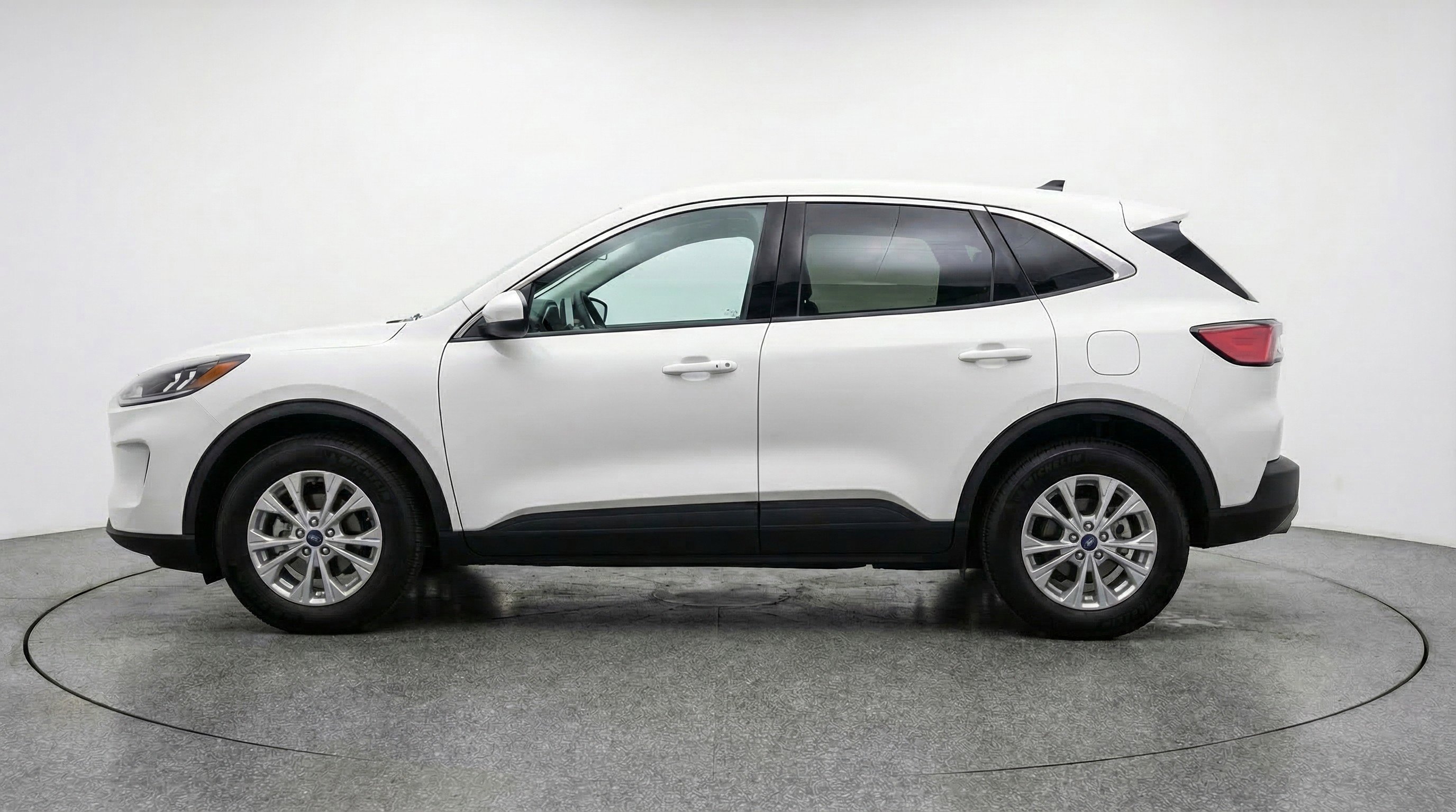 Used 2024 Ford Escape Active image 5