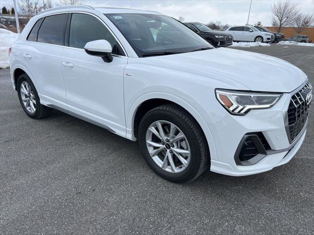 Certified 2025 Audi Q3 2.0T Premium Plus w/ Premium Plus Package image 3