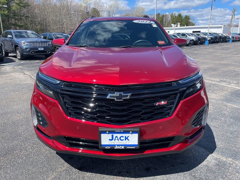 Used 2024 Chevrolet Equinox RS AWD/4WD image 2