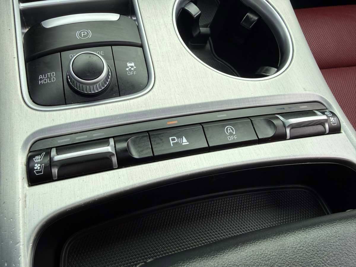 Used 2019 Kia Stinger GT1 image 23