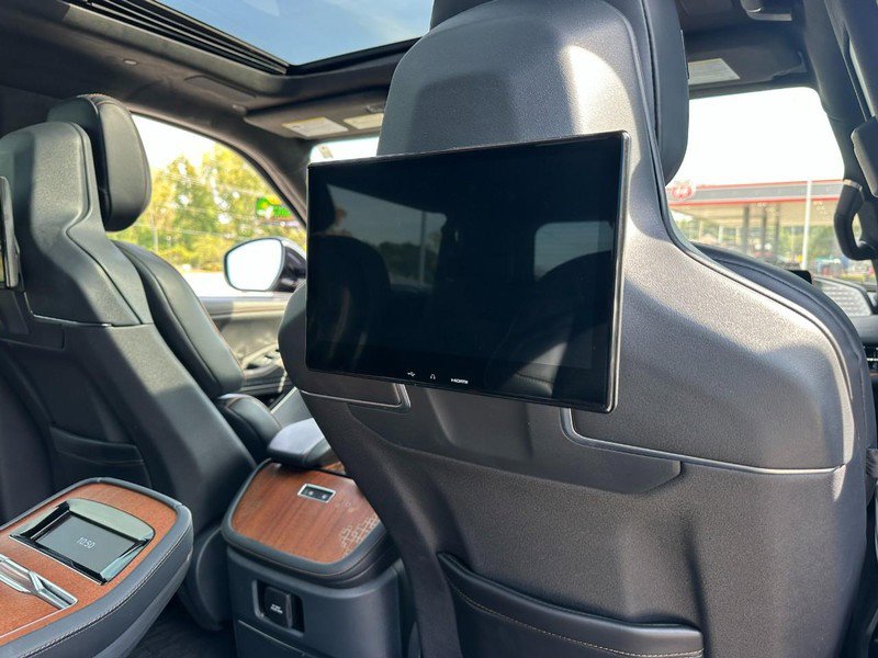 Certified 2025 Lincoln Navigator L Black Label image 11
