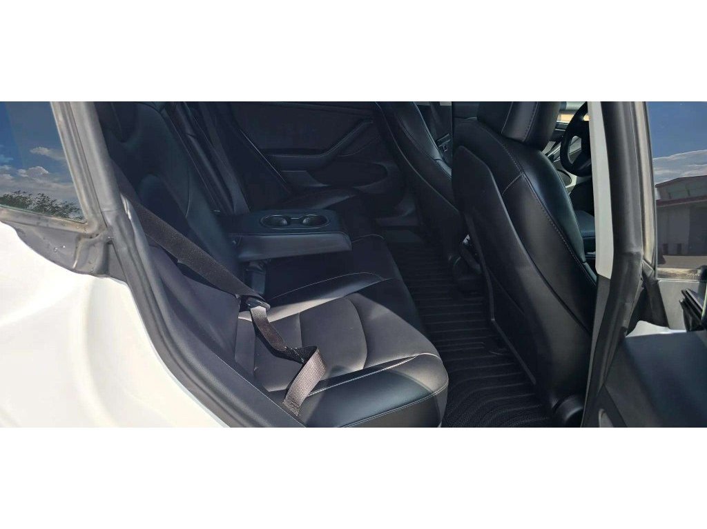 Used 2022 Tesla Model 3 Performance AWD/4WD image 15