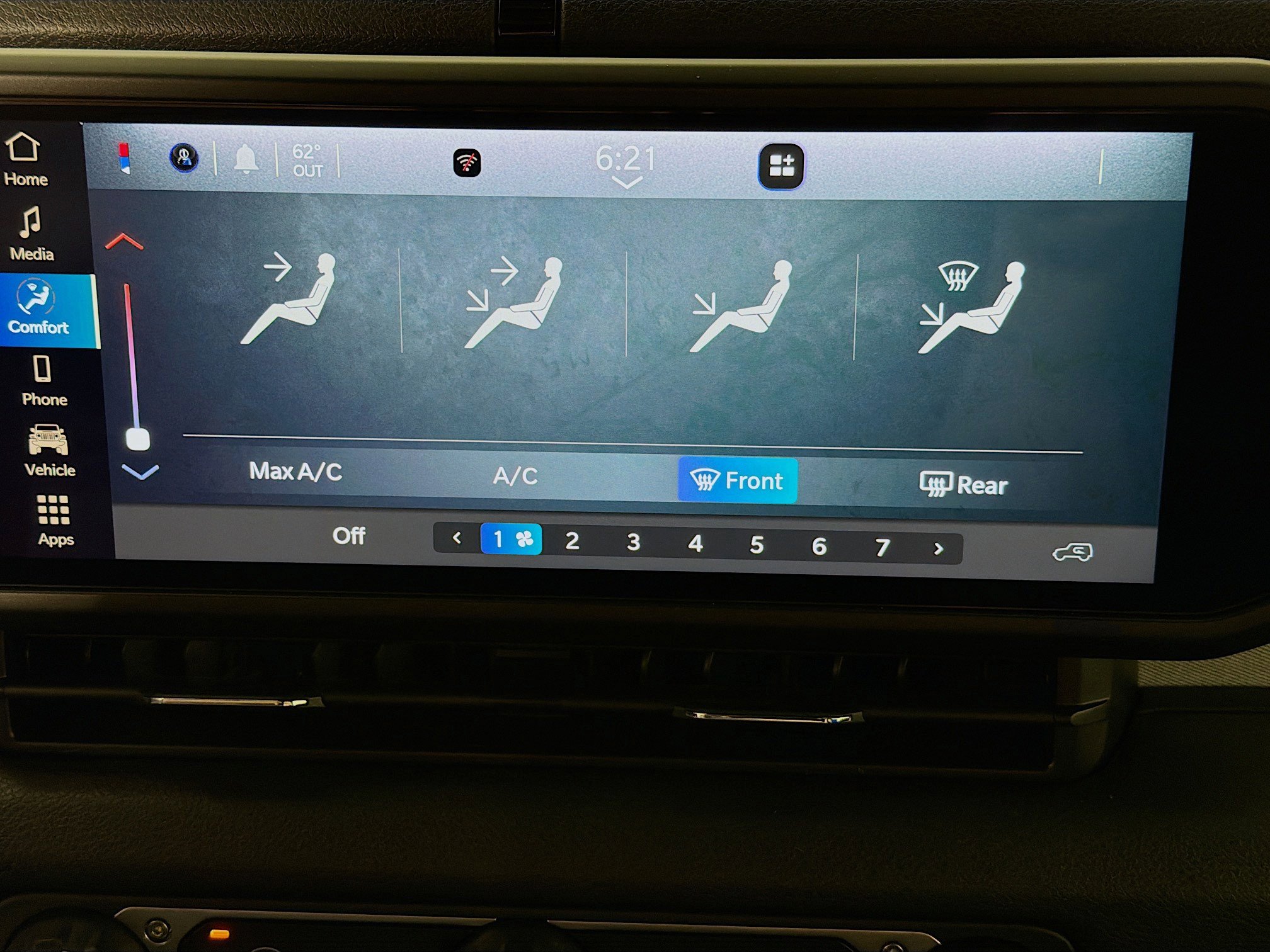 Used 2024 Jeep Wrangler Sport S image 17