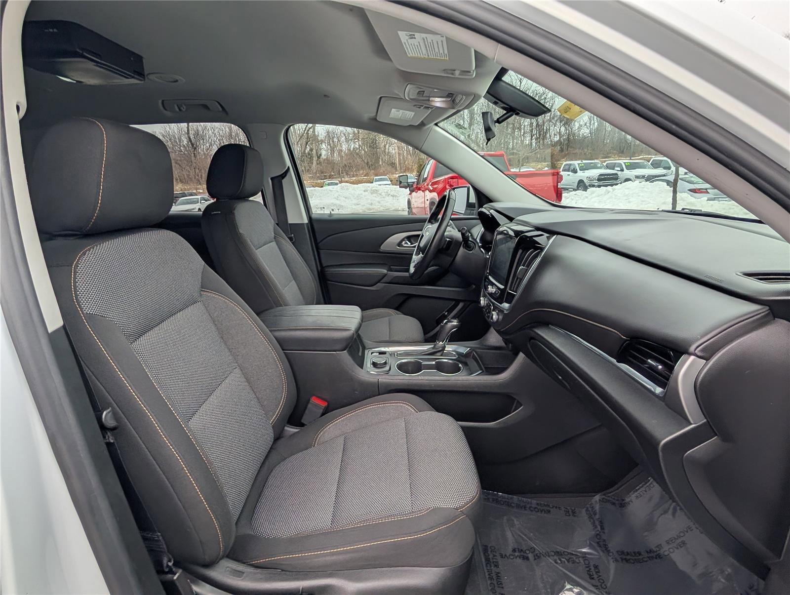 Used 2018 Chevrolet Traverse LT image 10