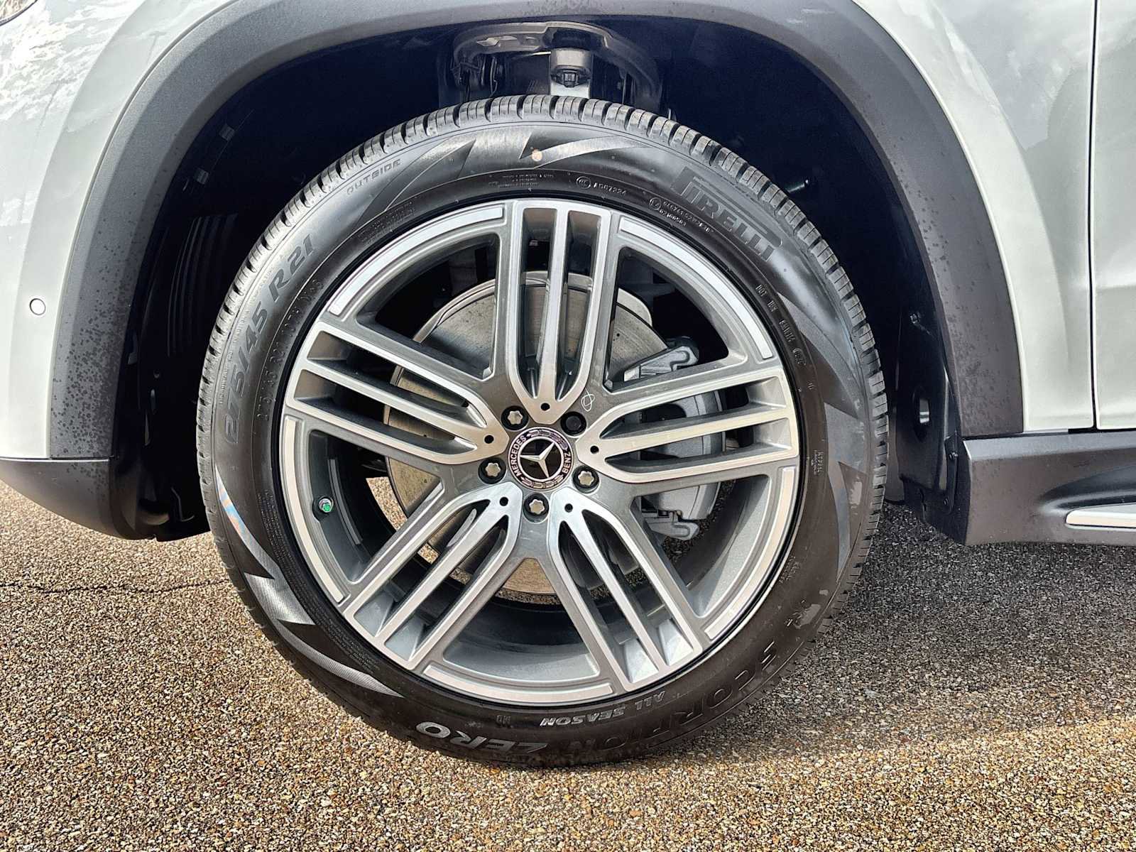 New 2026 Mercedes-Benz GLS 450 4MATIC image 14