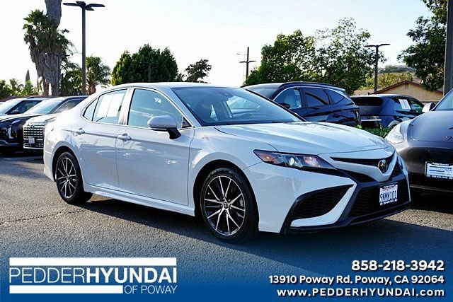 Used 2023 Toyota Camry SE