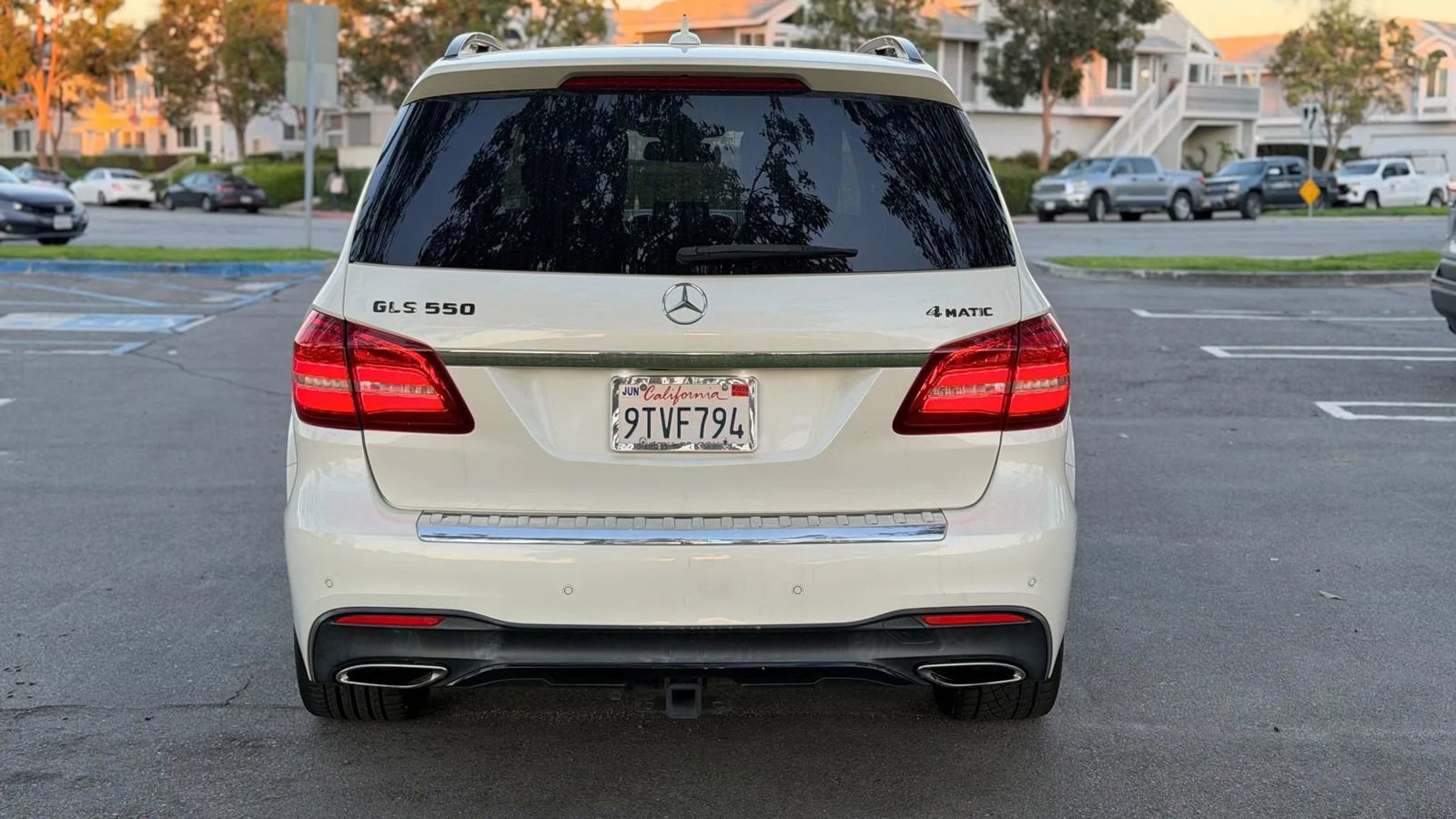 Used 2017 Mercedes-Benz GLS 550 4MATIC image 9