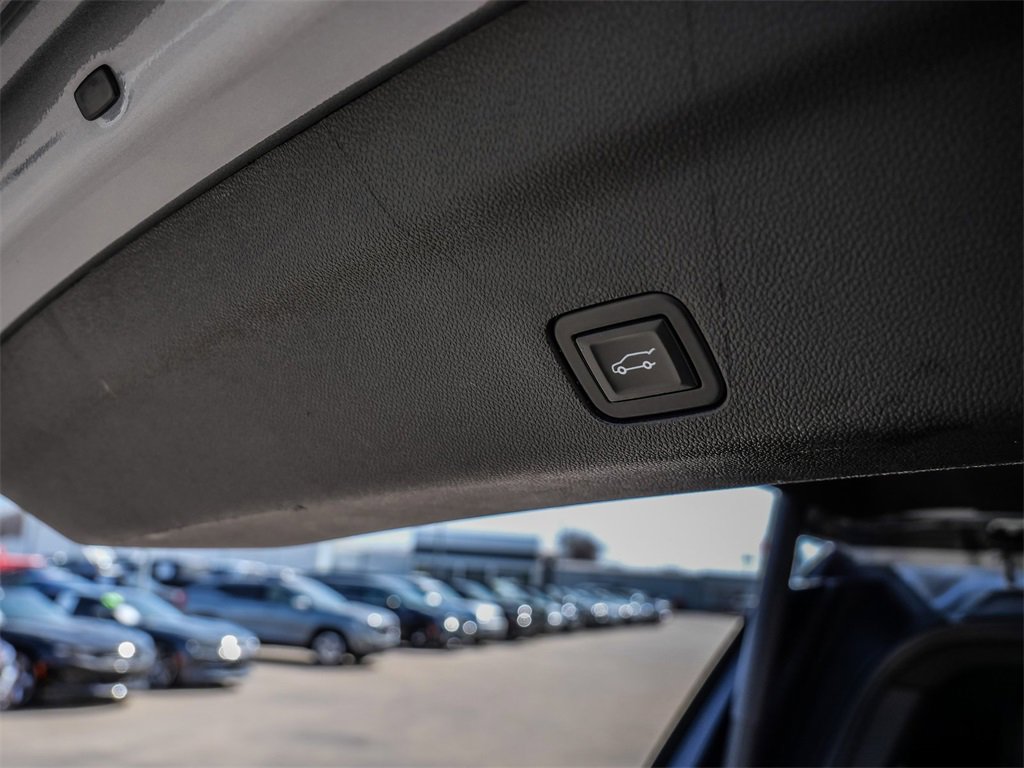 Certified 2023 GMC Yukon Denali Ultimate image 15