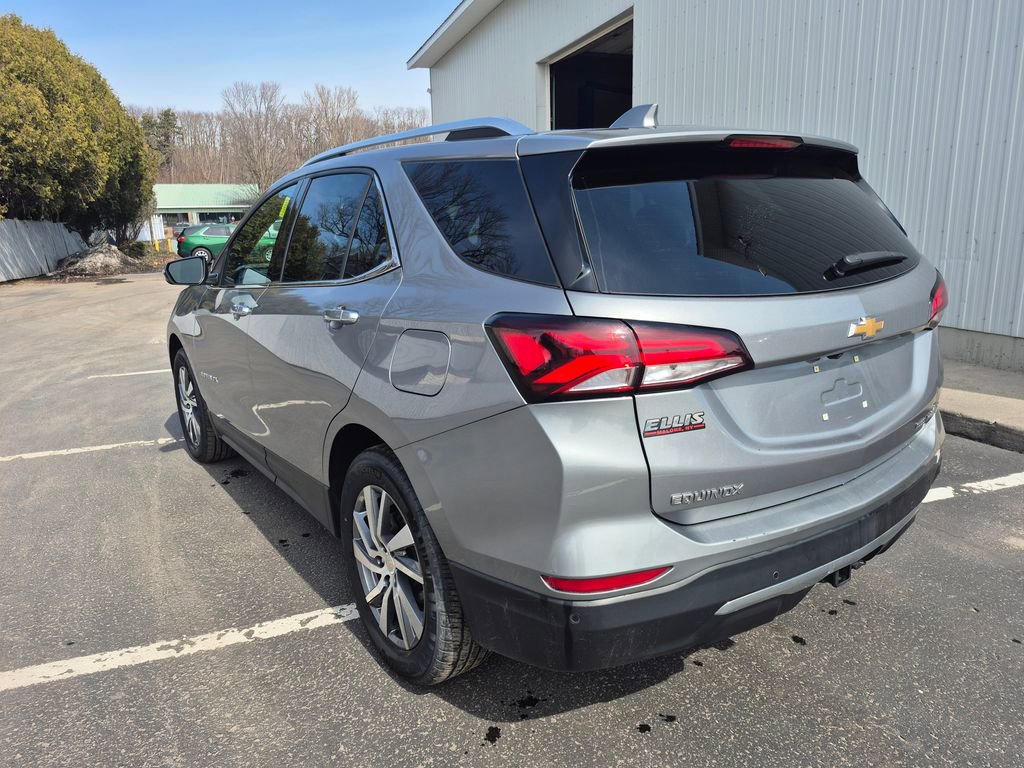 Used 2023 Chevrolet Equinox Premier image 7