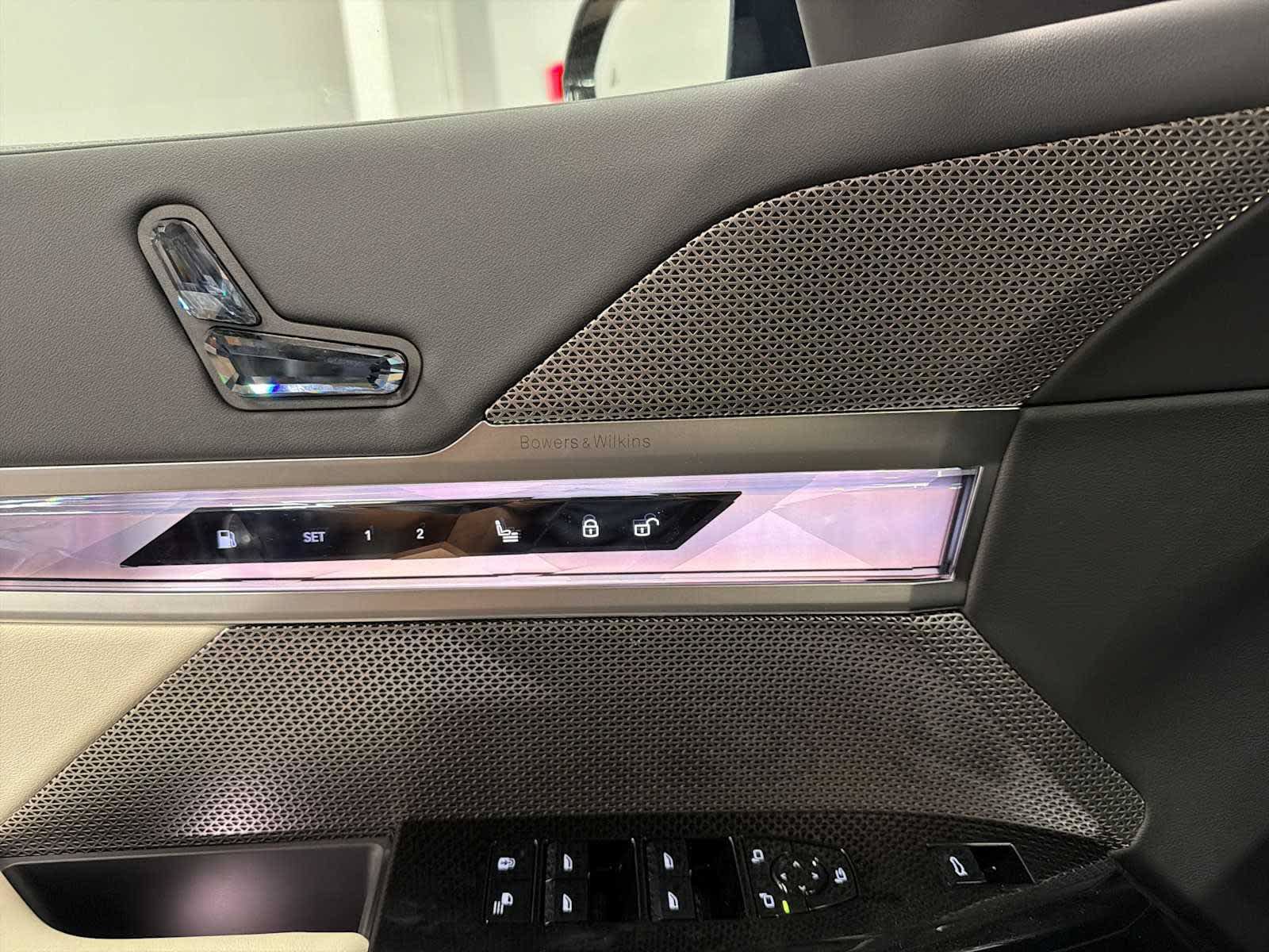 New 2026 BMW 750e xDrive AWD/4WD image 13
