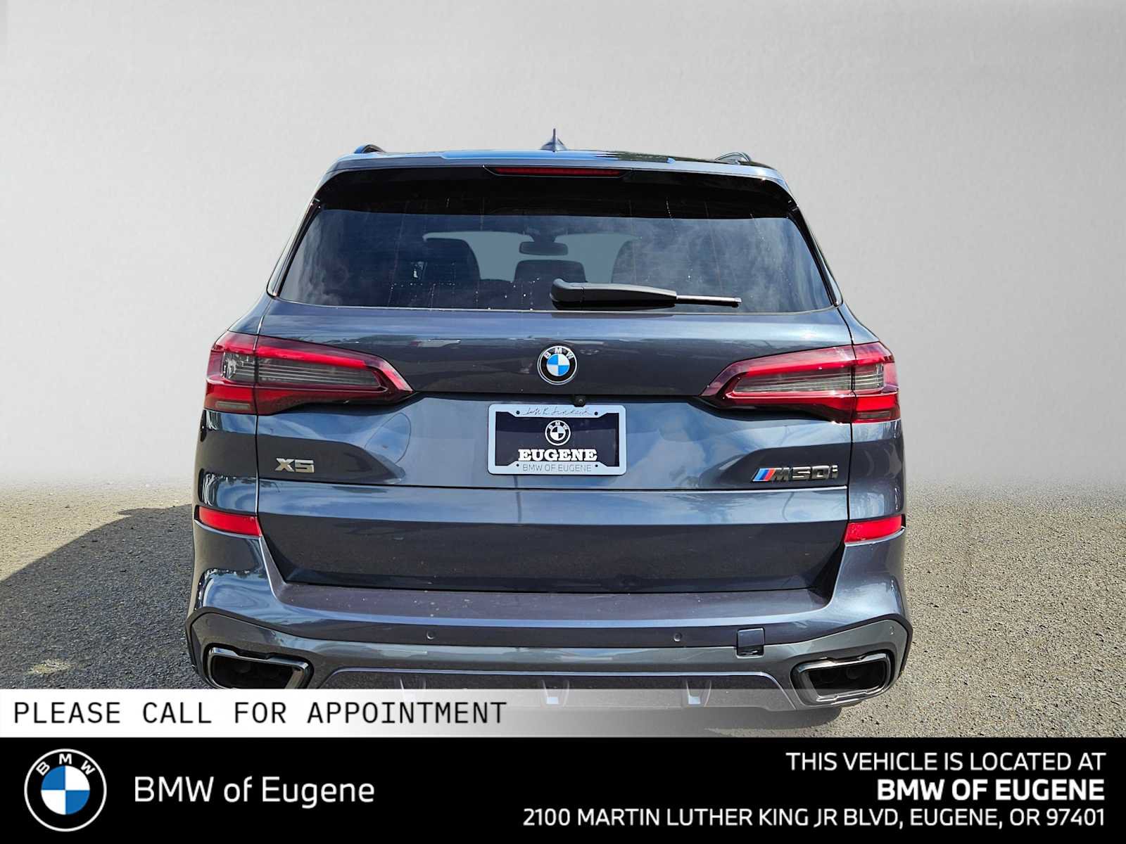 Used 2022 BMW X5 M50i w/ Premium Package AWD/4WD image 4