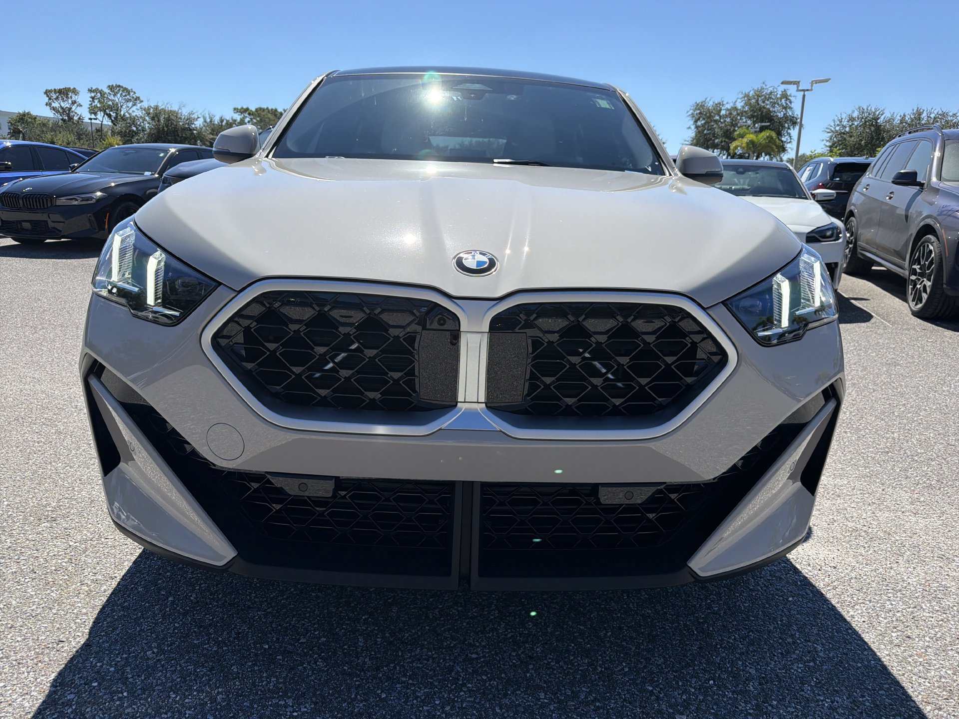 New 2027 BMW X2 xDrive28i w/ Technology Package AWD/4WD image 2