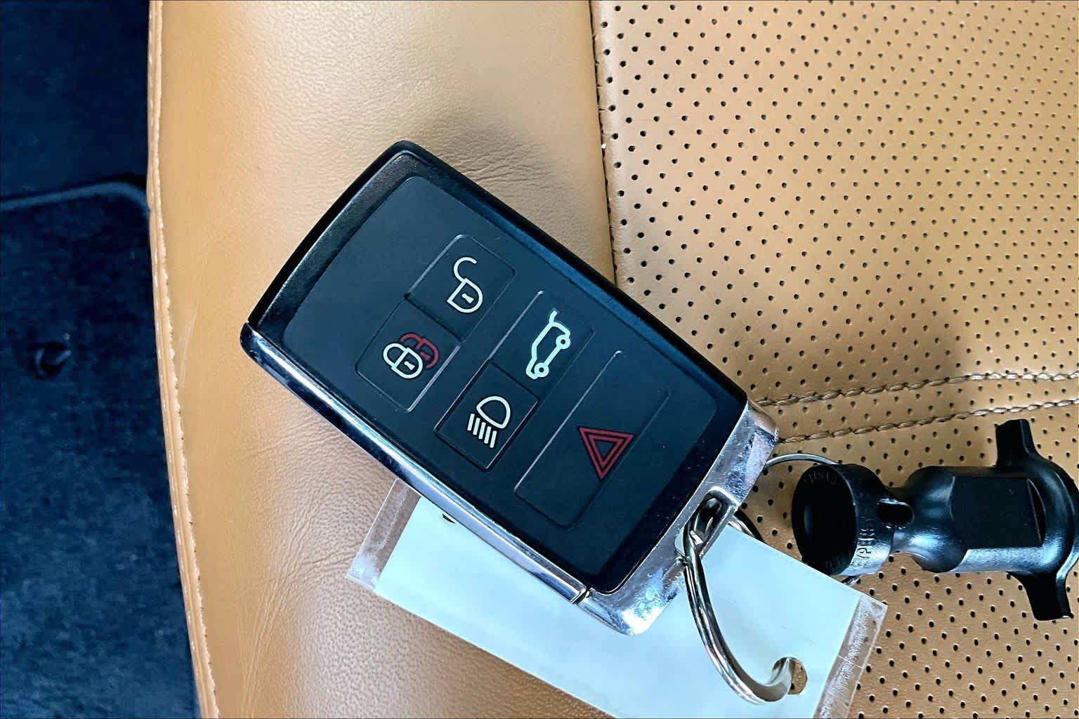 Used 2020 Land Rover Range Rover Sport HSE Dynamic AWD/4WD image 15