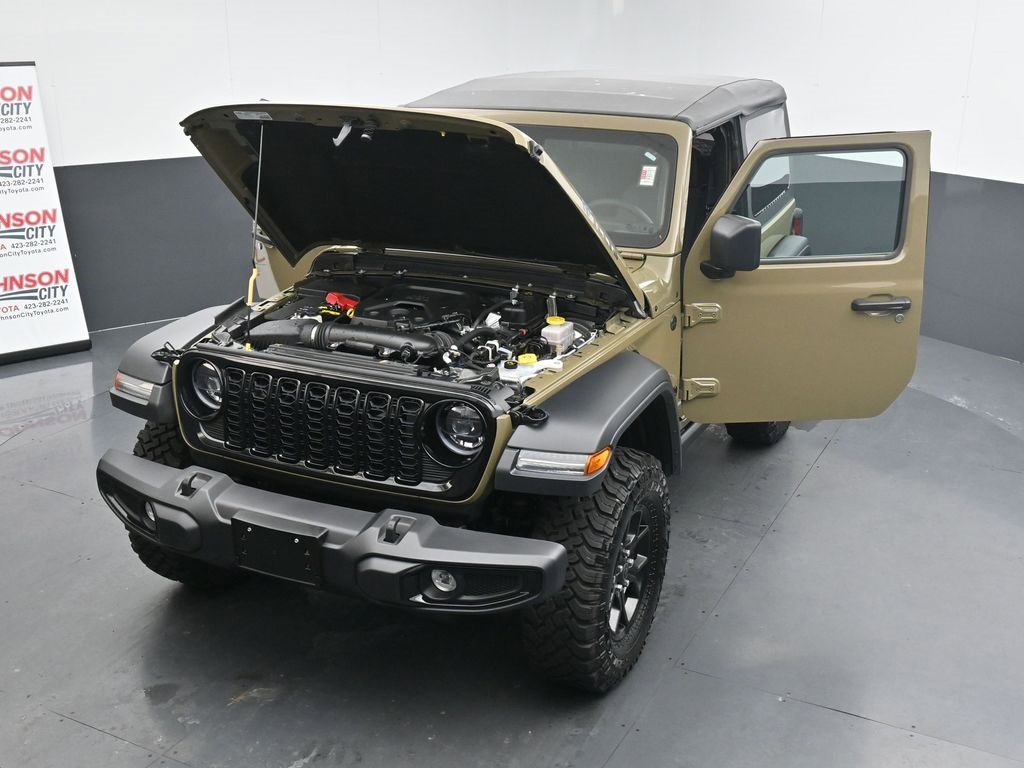 Used 2025 Jeep Wrangler Sport image 41