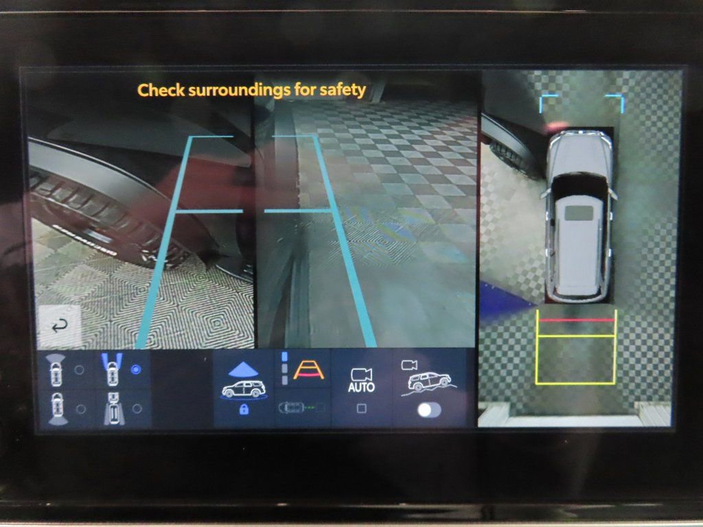 Used 2025 Toyota Sequoia SR5 image 18