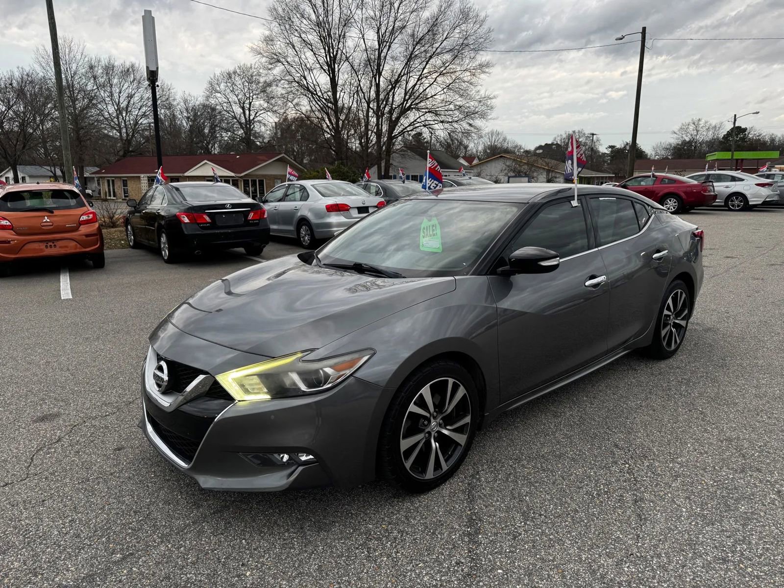 Used 2017 Nissan Maxima 3.5 SV image 1