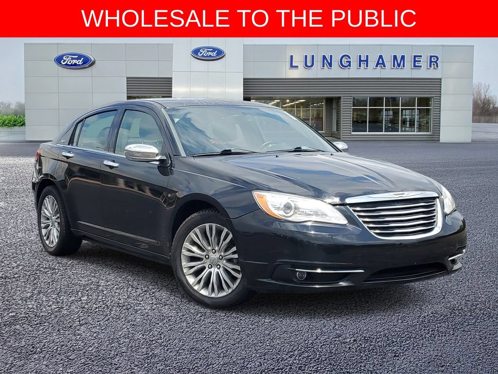 Used 2012 Chrysler 200 Limited FWD image 1