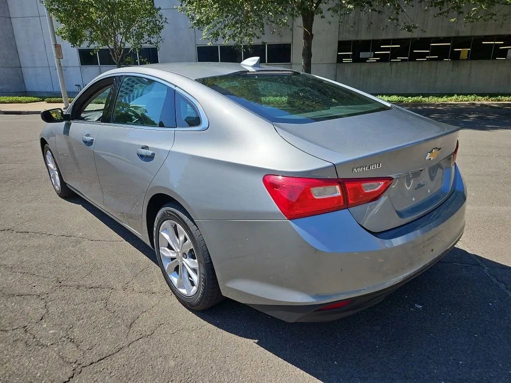 Used 2023 Chevrolet Malibu LT image 11