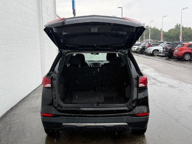Used 2023 Chevrolet Equinox LT AWD/4WD image 9