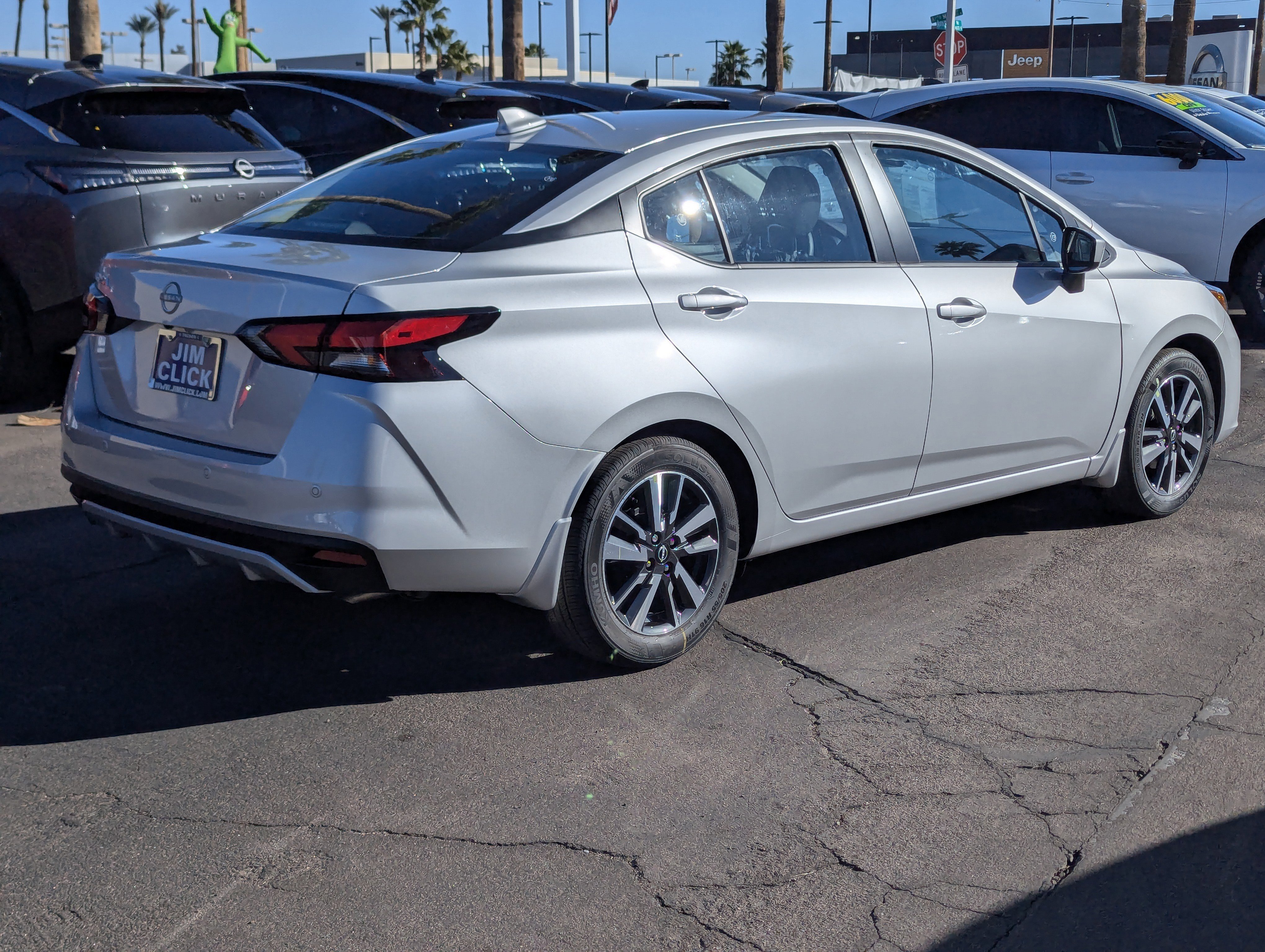 New 2025 Nissan Versa SV image 2