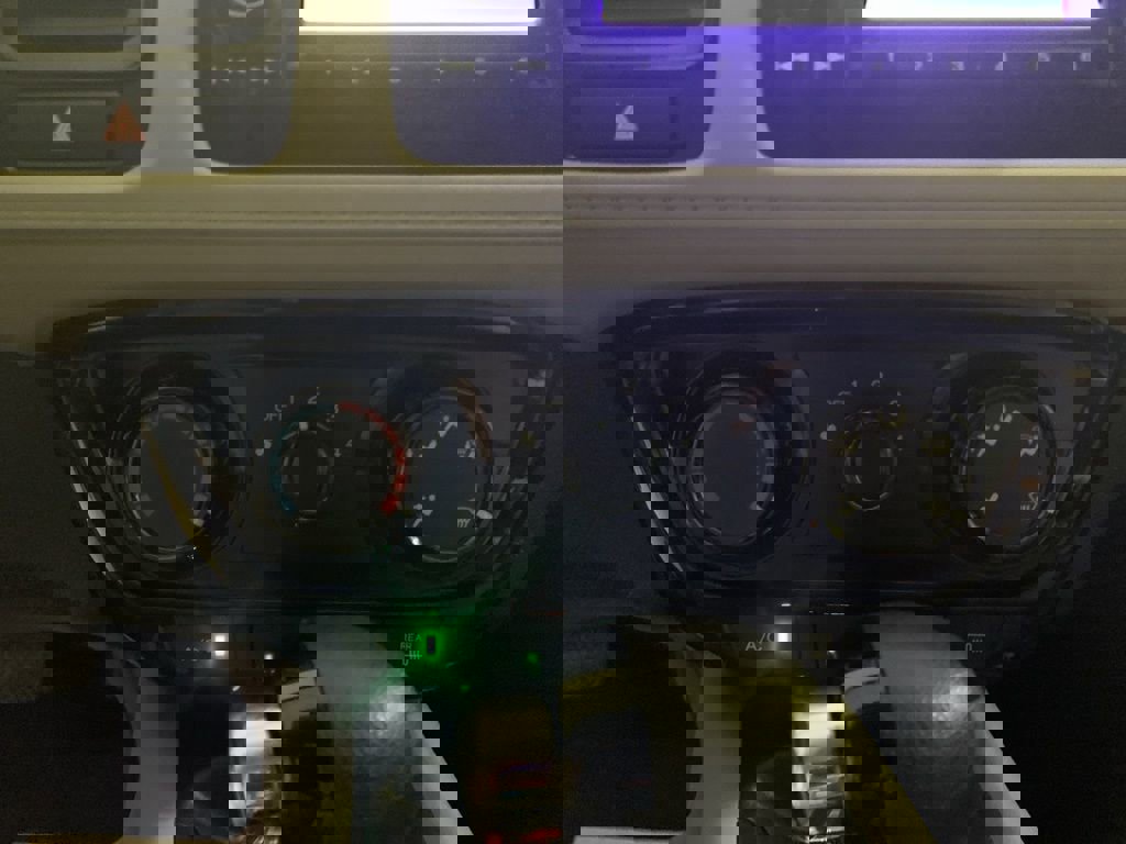 Used 2022 Honda HR-V LX image 18