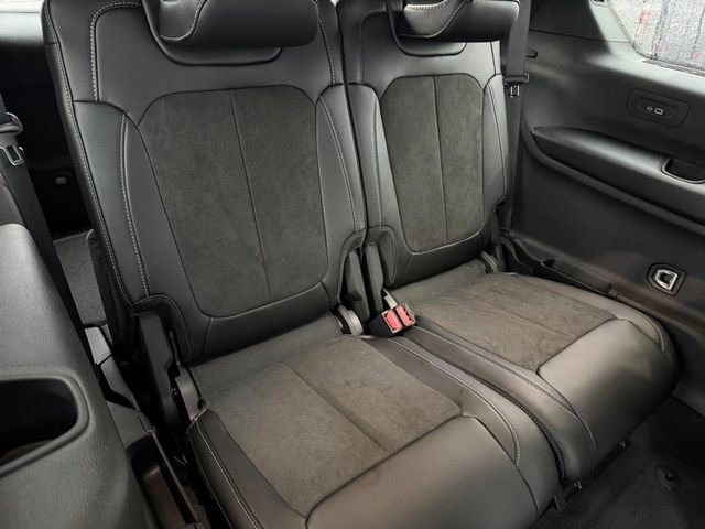 New 2025 Jeep Grand Cherokee L Altitude image 14