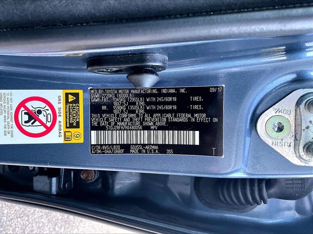 Used 2017 Toyota Highlander XLE AWD/4WD image 9