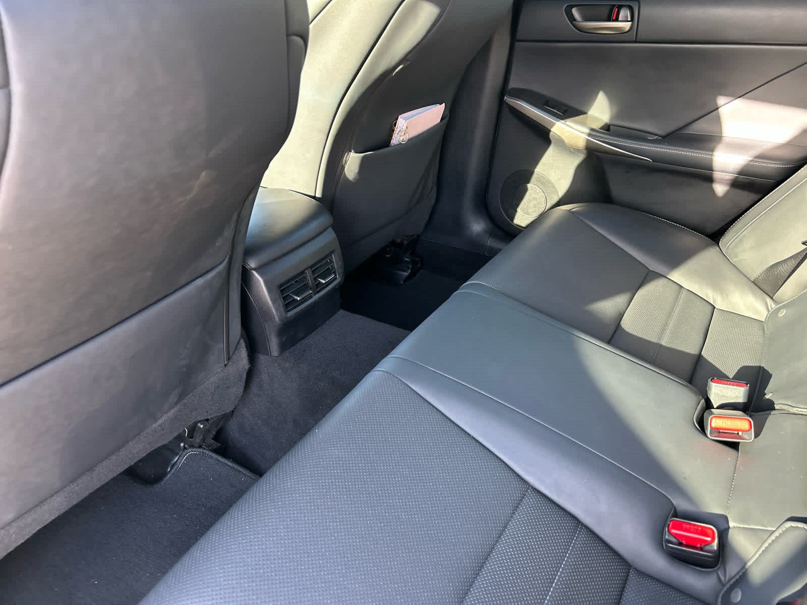 Used 2018 Lexus IS 300 F Sport RWD image 6