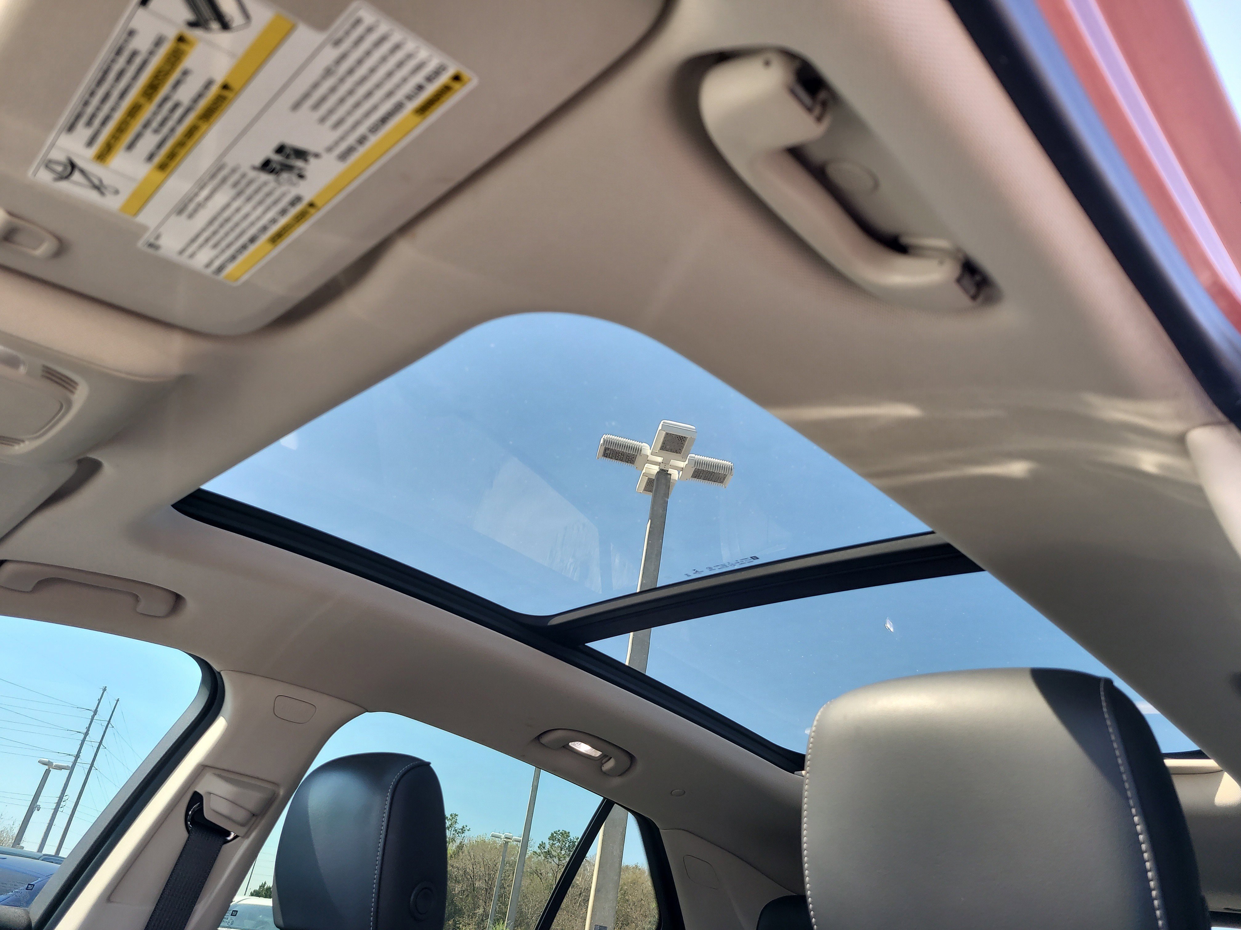 Used 2021 Buick Envision Essence w/ Sport Touring Package image 19