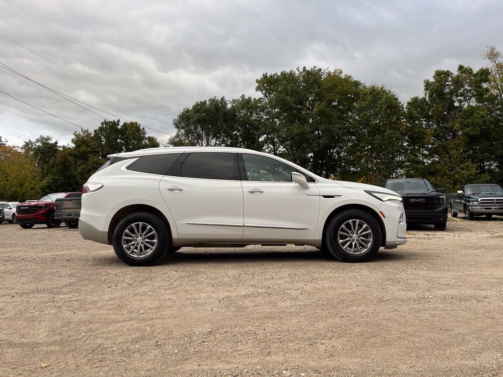 Used 2022 Buick Enclave Essence w/ Trailering Package, 5000 lbs. AWD/4WD image 6