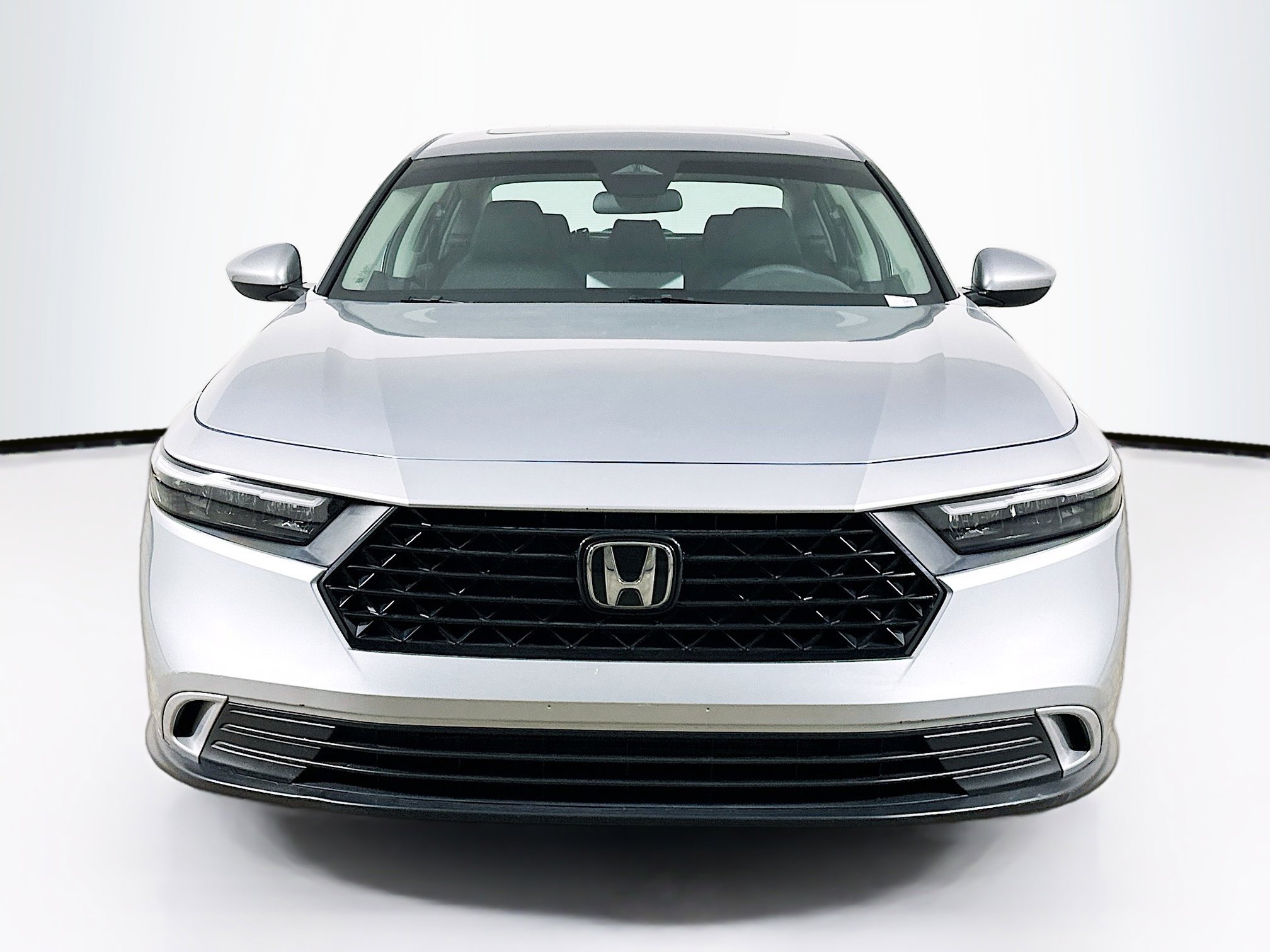 Used 2023 Honda Accord EX image 2