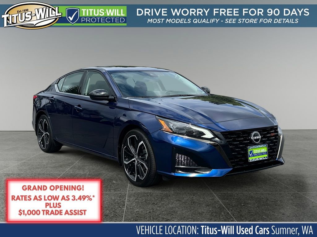 Used 2023 Nissan Altima 2.5 SR w/ SR Premium Package