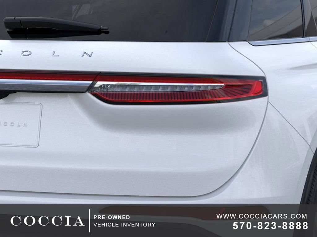 Used 2026 Lincoln Corsair Premiere AWD/4WD image 12