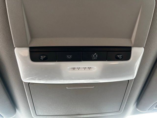 Used 2025 Nissan Altima 2.5 SR image 24