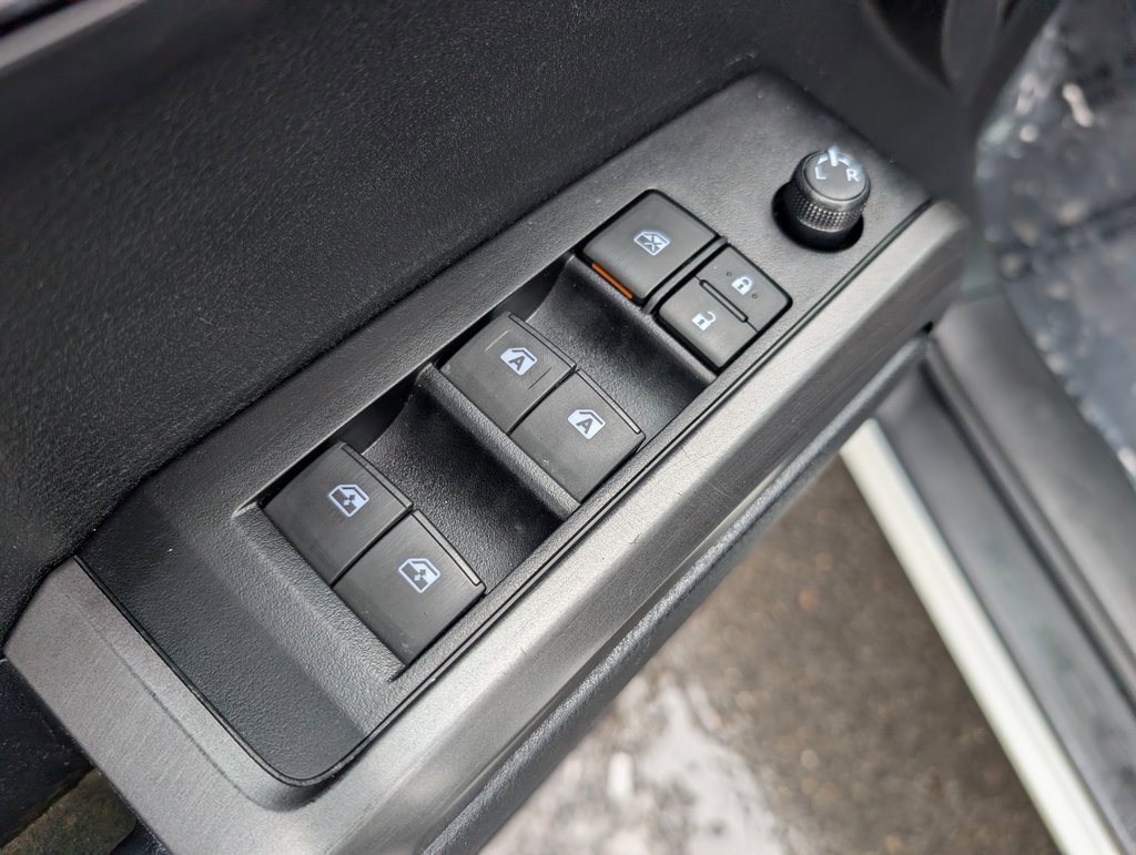 Used 2023 Toyota Tacoma TRD Sport image 15