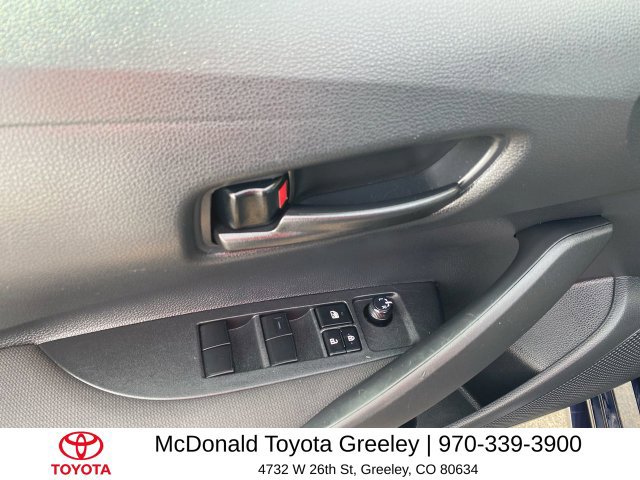 Used 2025 Toyota Corolla LE FWD image 13