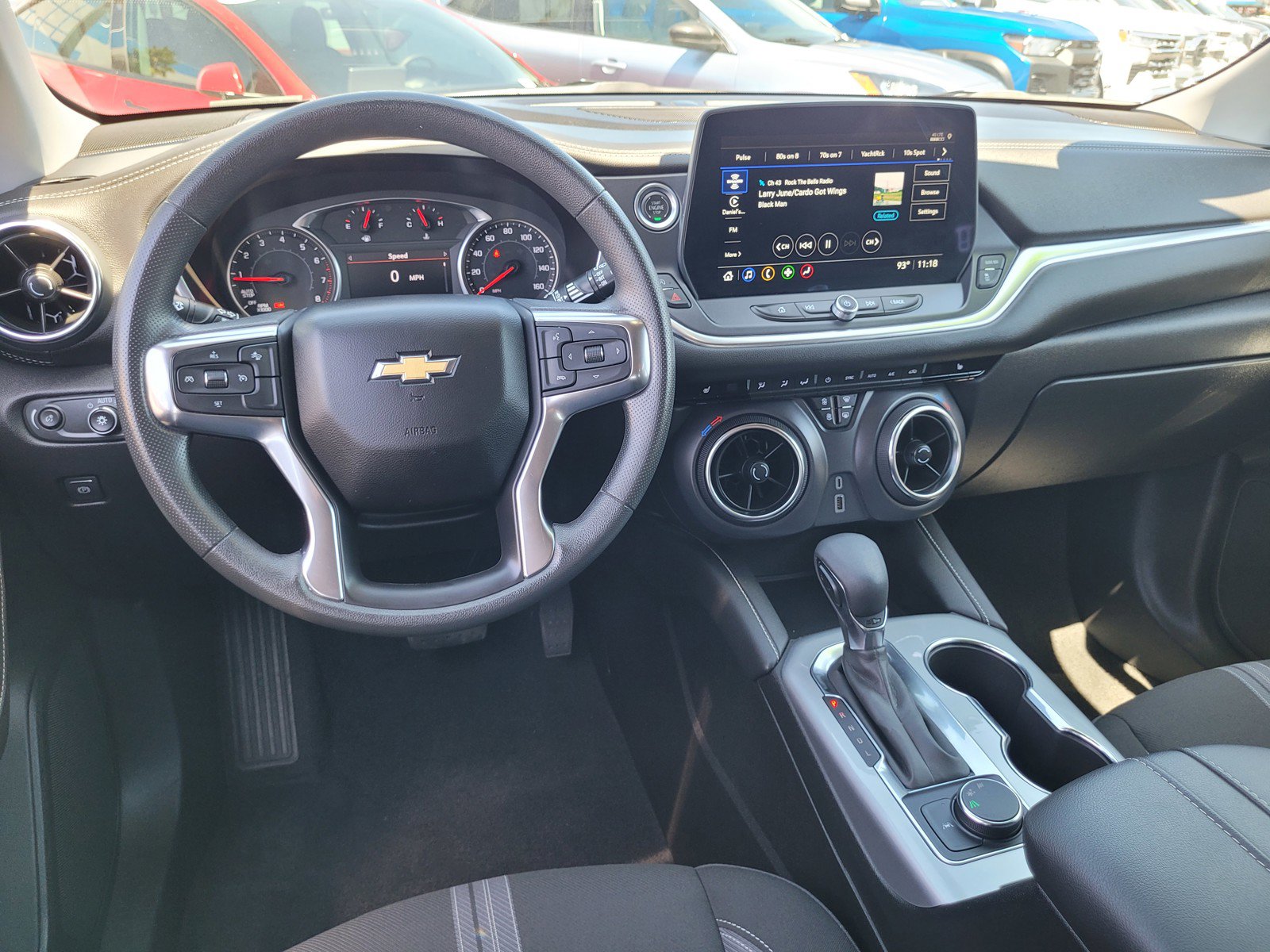 Used 2025 Chevrolet Blazer LT FWD image 18