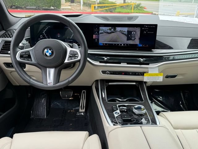 Used 2026 BMW X7 xDrive40i w/ M Sport Package AWD/4WD image 31