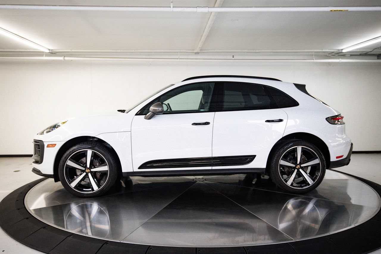 Certified 2023 Porsche Macan Turbo AWD/4WD image 2