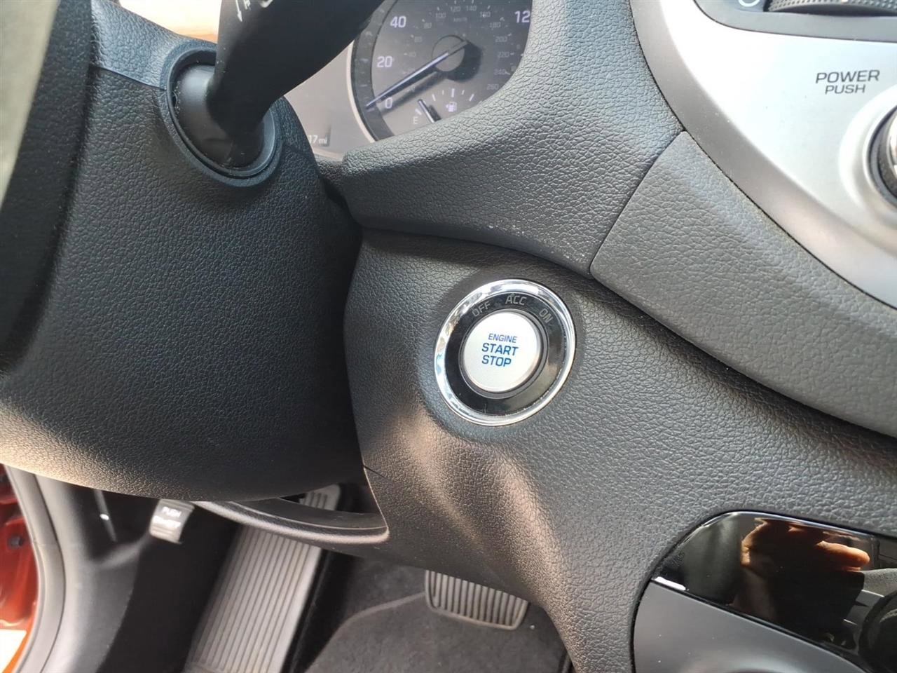 Used 2016 Hyundai Tucson Limited w/ Option Group 03 image 13