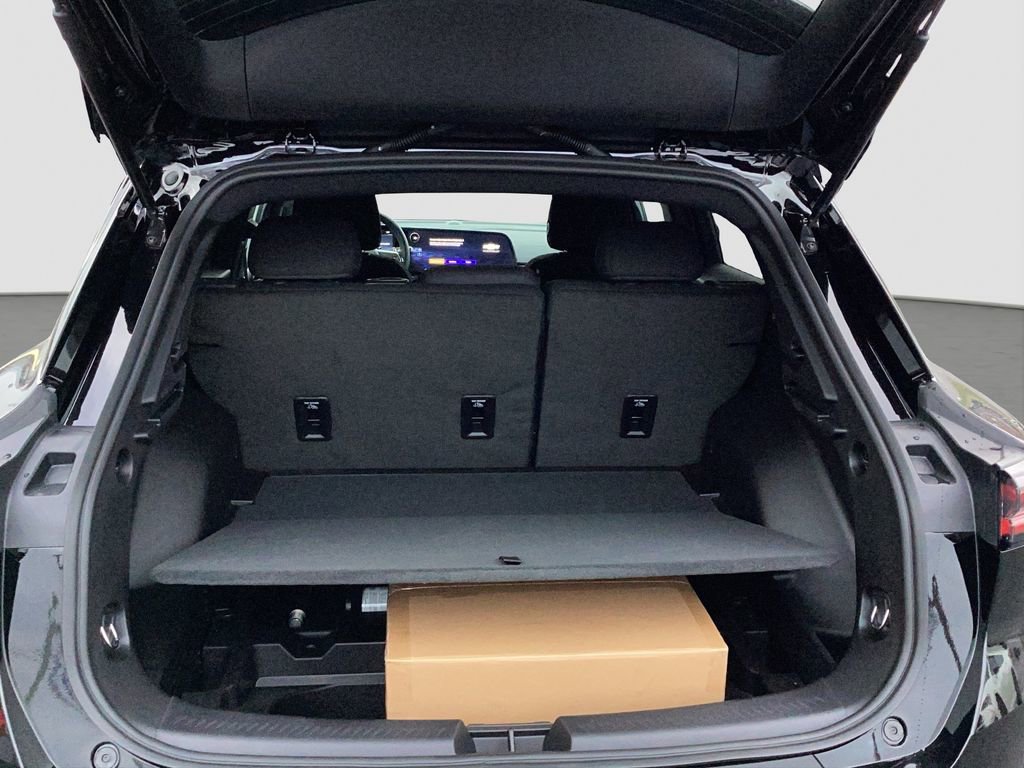 New 2026 Chevrolet Equinox EV LT image 21