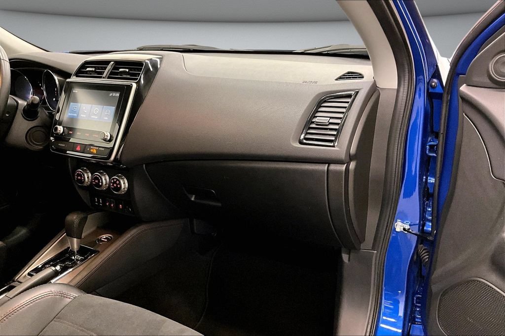 Used 2024 Mitsubishi Outlander Sport SE AWD/4WD image 27