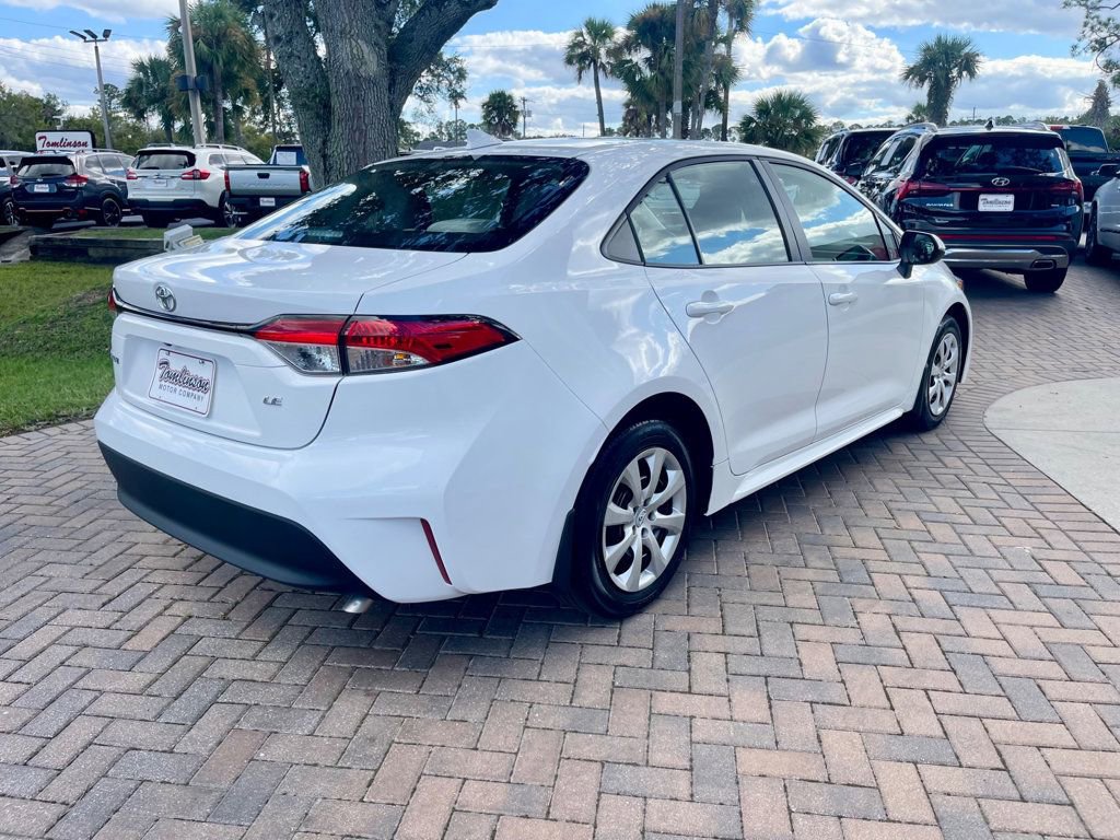 Used 2025 Toyota Corolla LE image 5