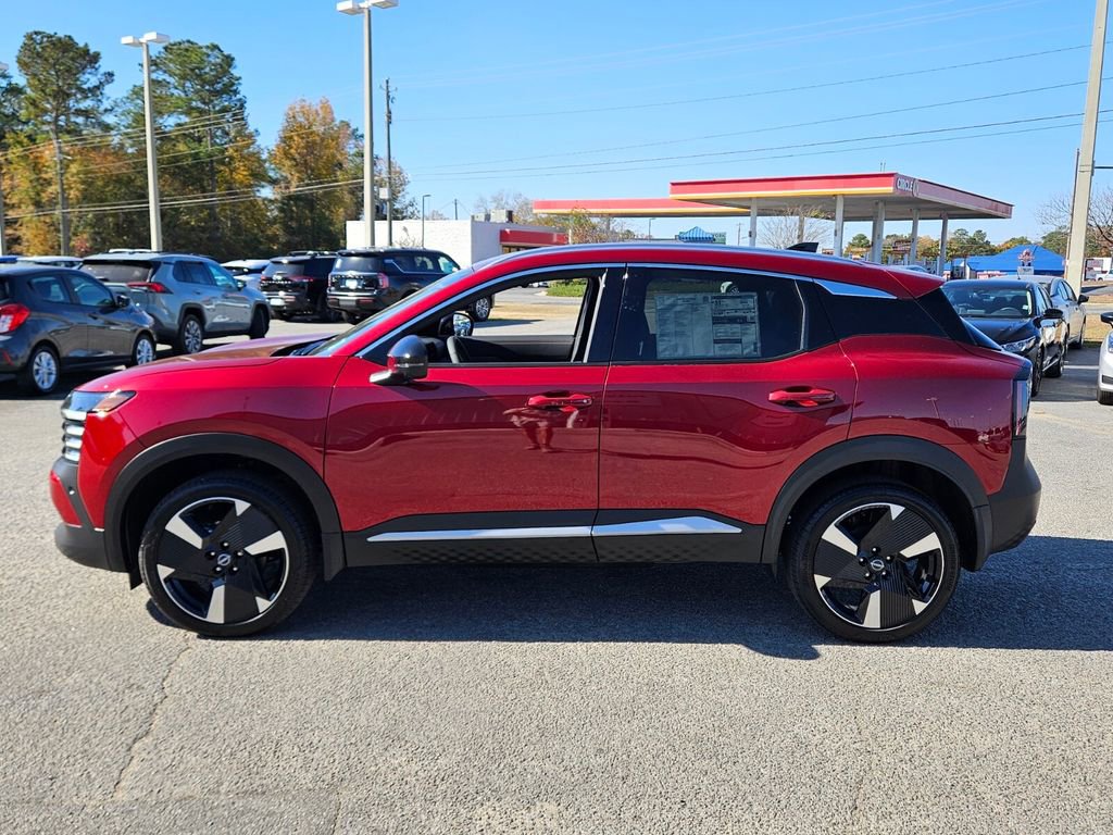 New 2026 Nissan Kicks SR image 2