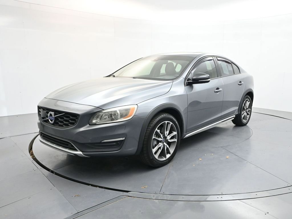 Used 2017 Volvo S60 T5 Cross Country Platinum video 3