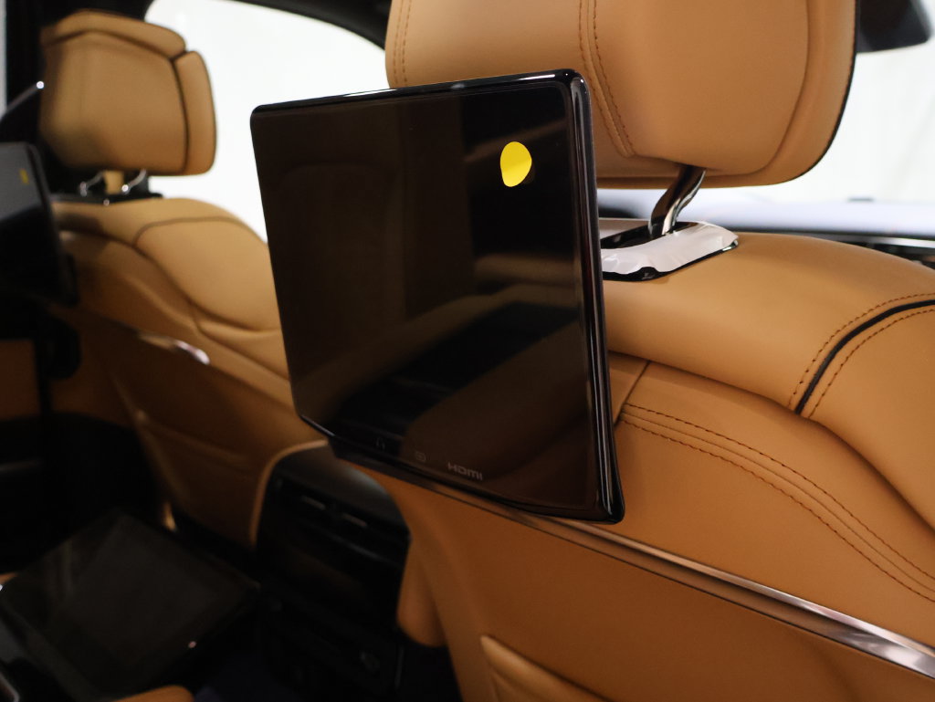 New 2026 Jeep Grand Wagoneer Summit AWD/4WD image 19