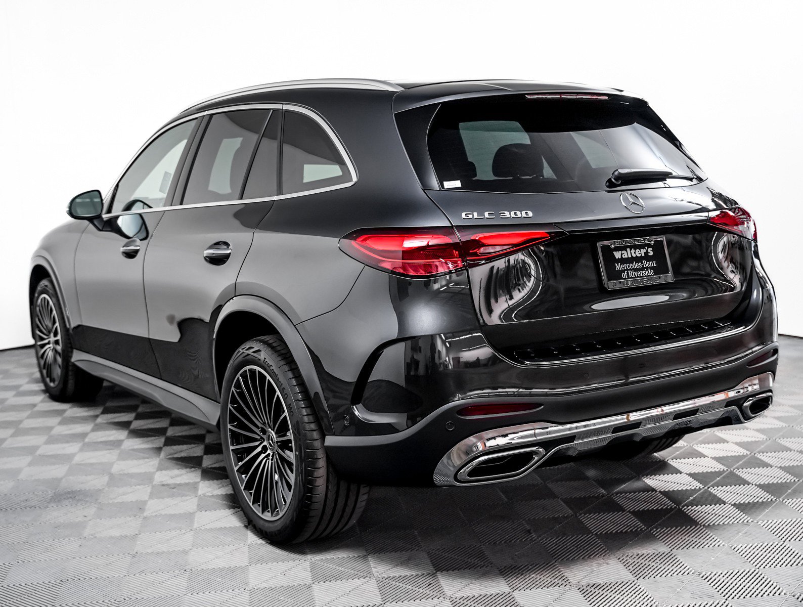 New 2026 Mercedes-Benz GLC 300 image 2
