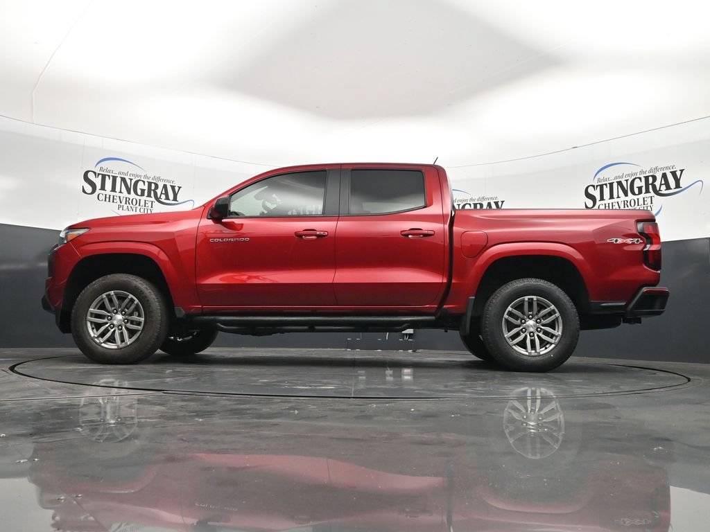 Used 2024 Chevrolet Colorado LT w/ LT Convenience Package II AWD/4WD image 29